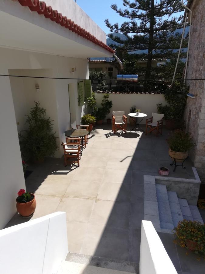利昂尼迪翁Danesi House公寓 外观 照片